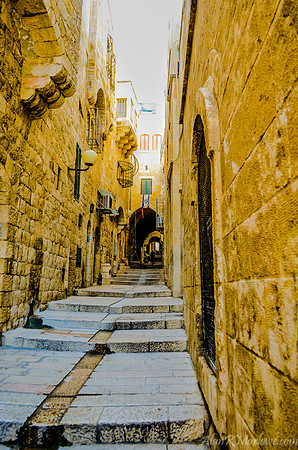 Stepping through the Old City