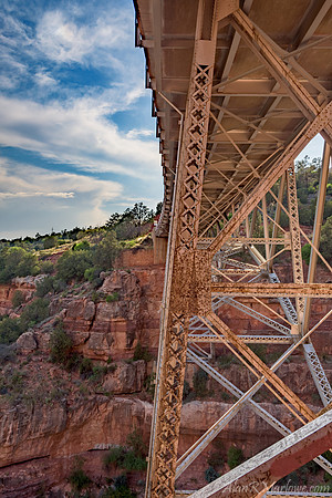 Under Midgely Bridge 2